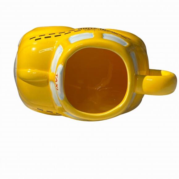 Copied - VINTAGE NEW YORK CITY CERAMIC TAXI CAB SHAPED MUG / FLOWER POT - Picture 4 of 6